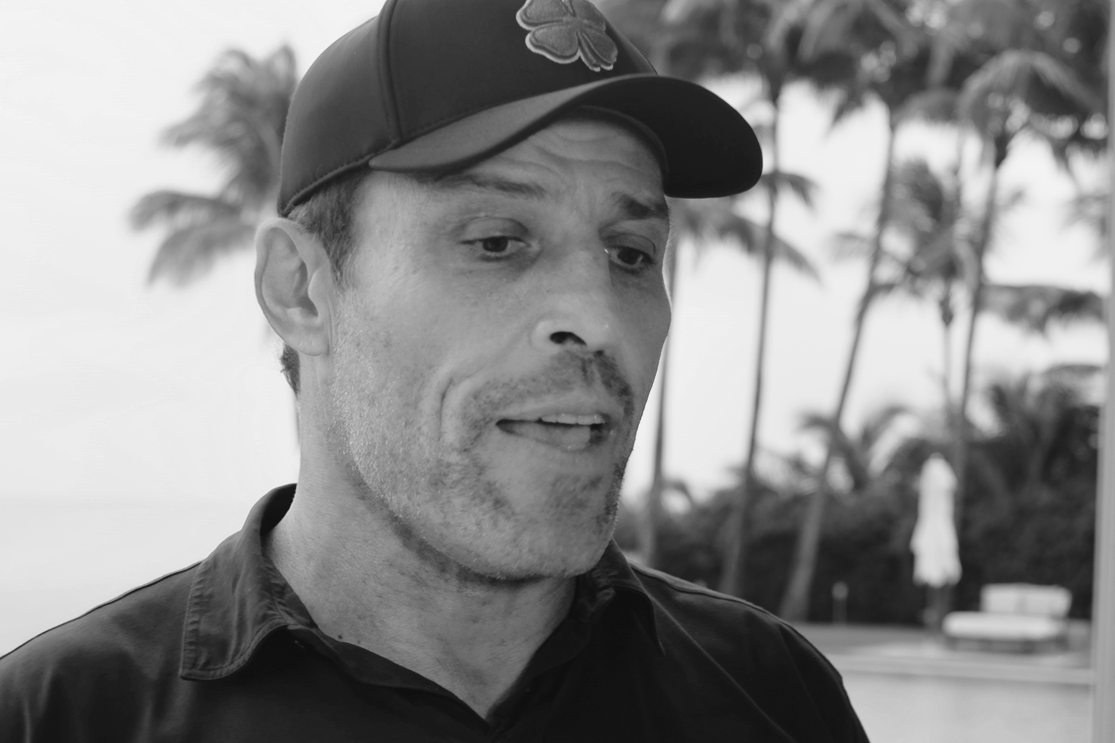 TONY ROBBINS